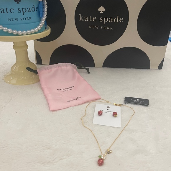 Kate Spade Strawberry Fields Studs novelty studs! - Picture 13 of 16